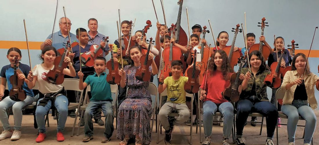 Actividad Cultural Comunitaria: Semillero Ensamble de Cuerdas Comunitario de Aguililla